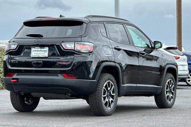 new 2024 Jeep Compass car, priced at $37,895