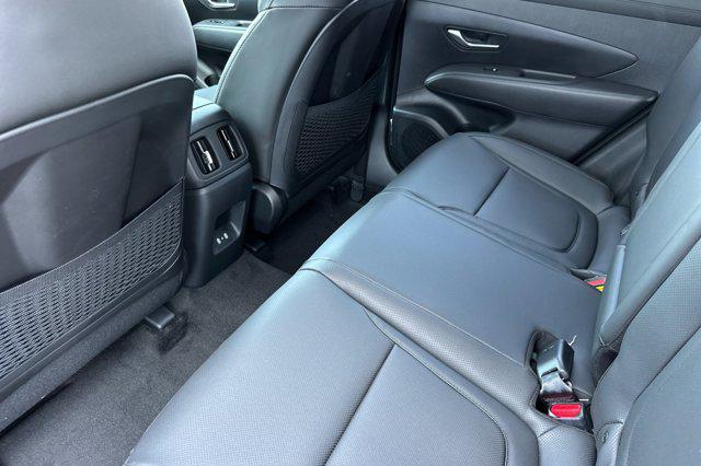 new 2025 Hyundai TUCSON Hybrid car, priced at $37,235