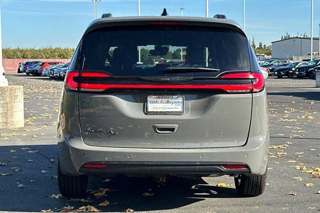 new 2024 Chrysler Pacifica car, priced at $47,185