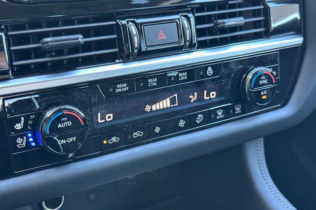 new 2025 Nissan Pathfinder car, priced at $53,785