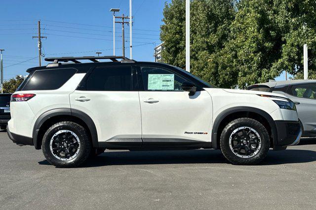 new 2024 Nissan Pathfinder car, priced at $45,920