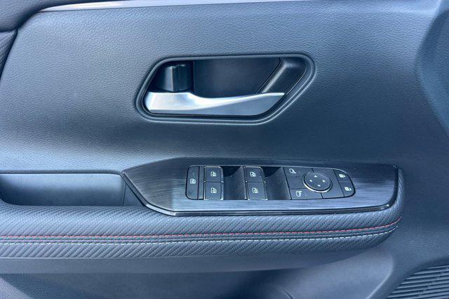 new 2025 Nissan Kicks car, priced at $29,220