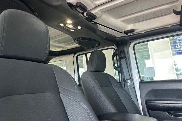used 2021 Jeep Wrangler Unlimited car, priced at $31,000