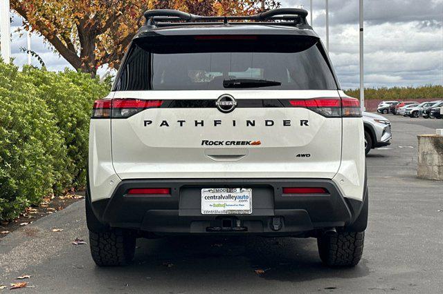 new 2024 Nissan Pathfinder car, priced at $43,670