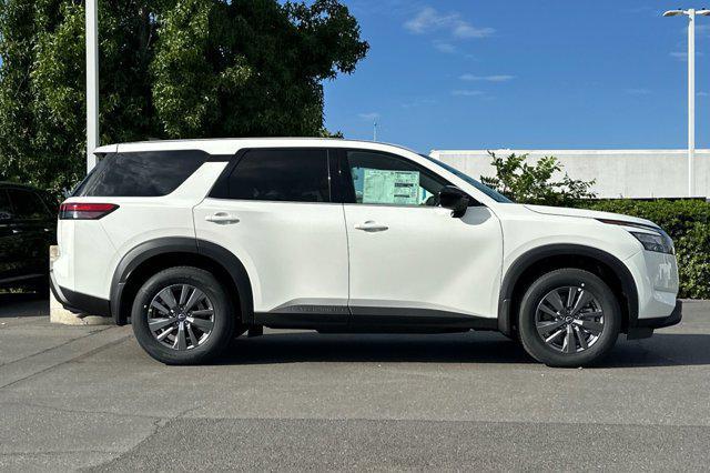 new 2025 Nissan Pathfinder car, priced at $31,995