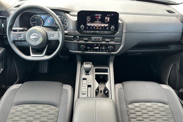 new 2025 Nissan Pathfinder car, priced at $31,995