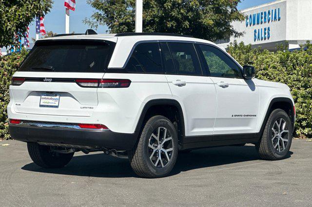 new 2025 Jeep Grand Cherokee car, priced at $45,200