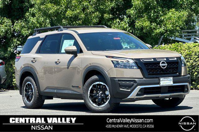 new 2024 Nissan Pathfinder car, priced at $45,375