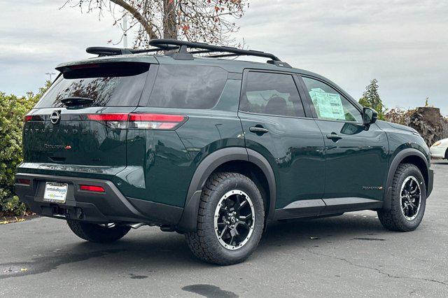 new 2025 Nissan Pathfinder car, priced at $45,650