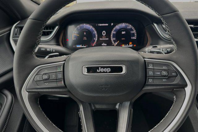 new 2024 Jeep Grand Cherokee car, priced at $49,670