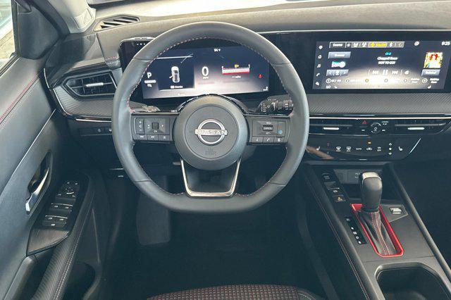 new 2025 Nissan Kicks car, priced at $30,665