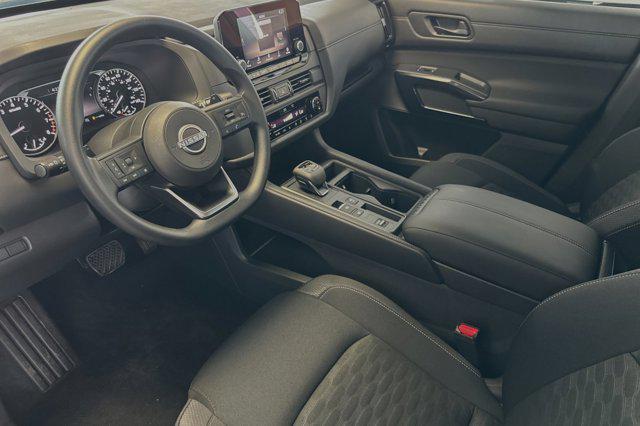 new 2024 Nissan Pathfinder car, priced at $37,430