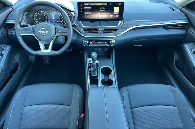 new 2025 Nissan Altima car, priced at $29,465