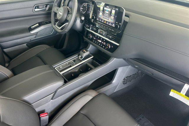 new 2025 Nissan Pathfinder car, priced at $47,535