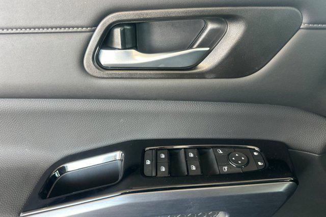 new 2025 Nissan Pathfinder car, priced at $47,535