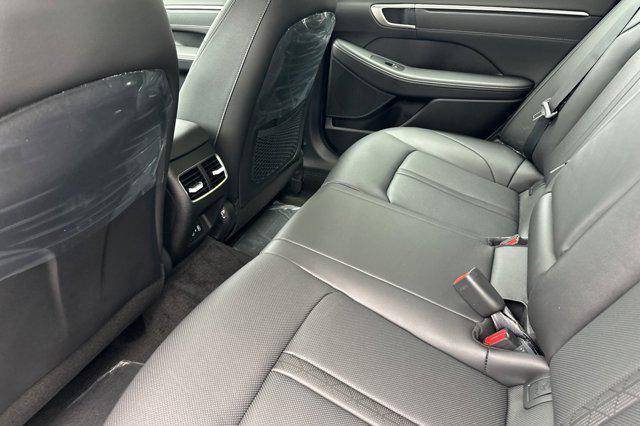 new 2025 Hyundai Sonata Hybrid car, priced at $36,545