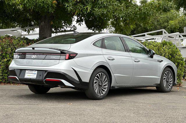 new 2025 Hyundai Sonata Hybrid car, priced at $36,545