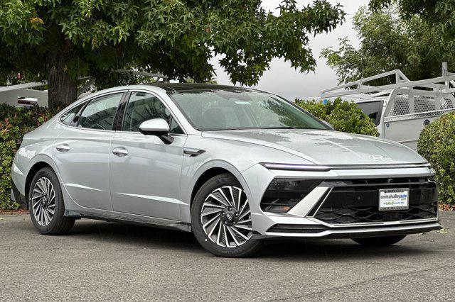 new 2025 Hyundai Sonata Hybrid car, priced at $36,545