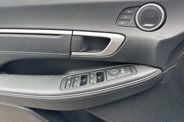 new 2025 Hyundai Sonata Hybrid car, priced at $36,545