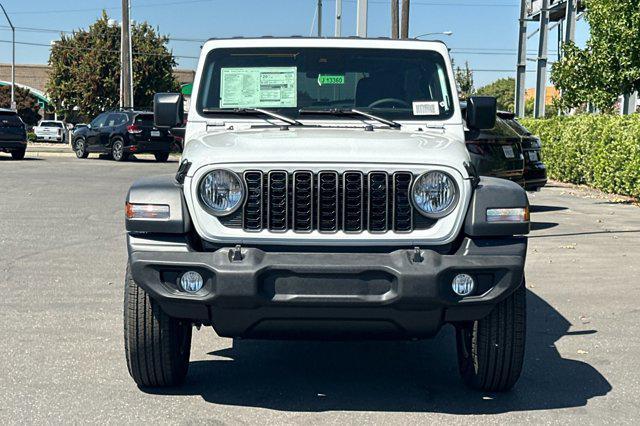 new 2025 Jeep Wrangler car, priced at $53,470