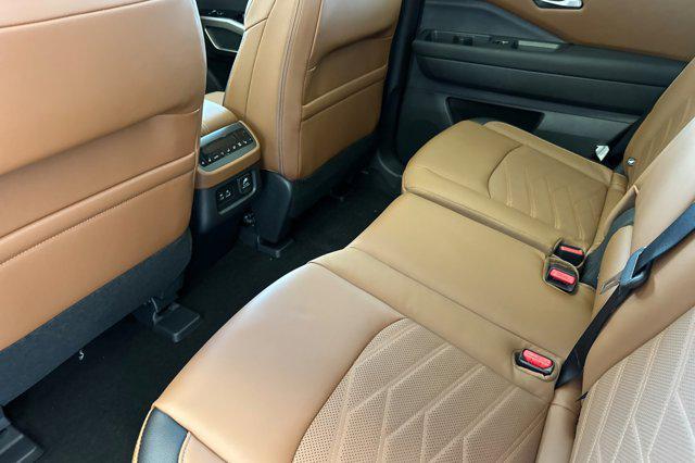 new 2025 Nissan Pathfinder car, priced at $53,210