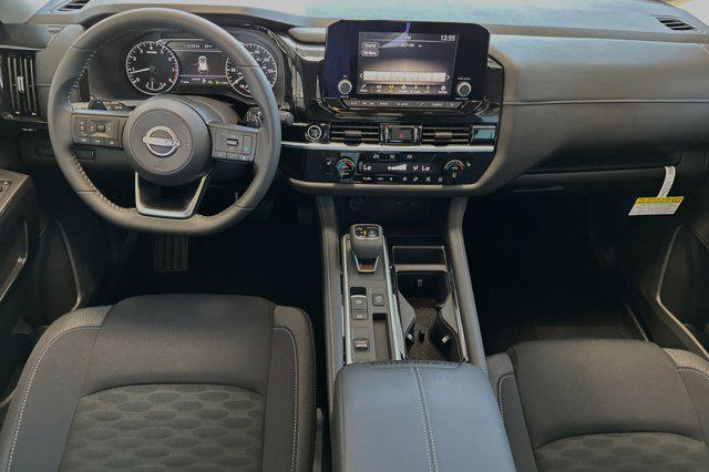 new 2024 Nissan Pathfinder car, priced at $40,735