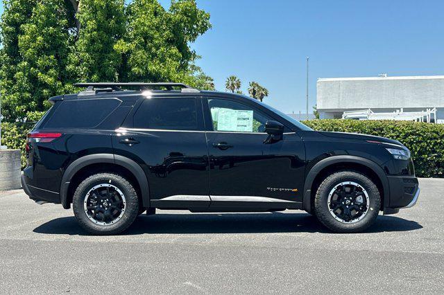 new 2025 Nissan Pathfinder car, priced at $46,205