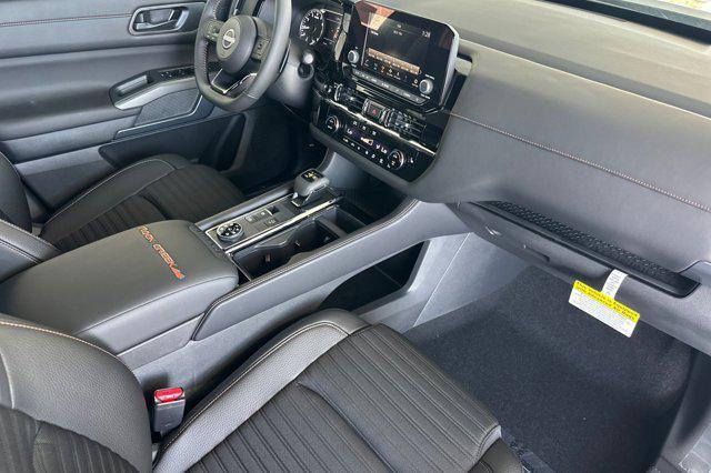 new 2025 Nissan Pathfinder car, priced at $46,205