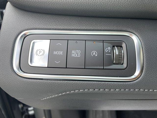 new 2025 Buick Enclave car, priced at $45,684