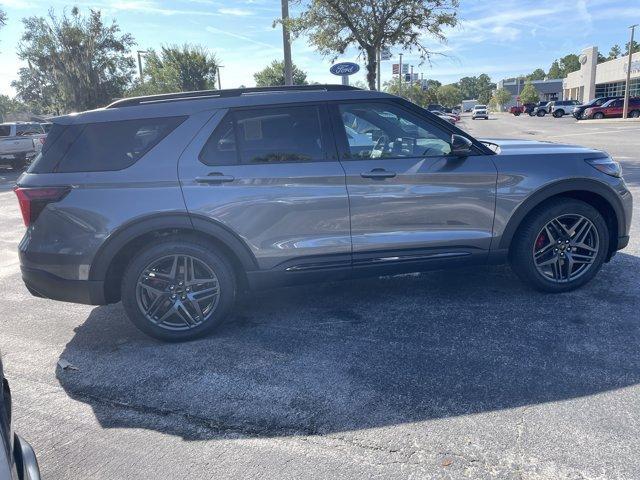 new 2025 Ford Explorer car, priced at $54,966