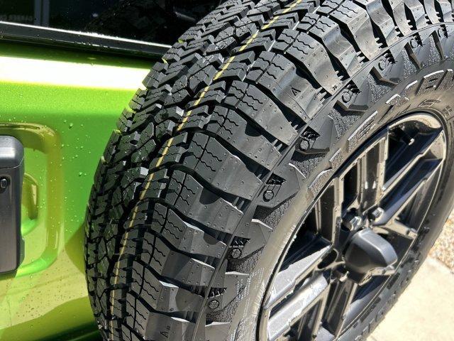 new 2025 Jeep Wrangler car, priced at $52,621