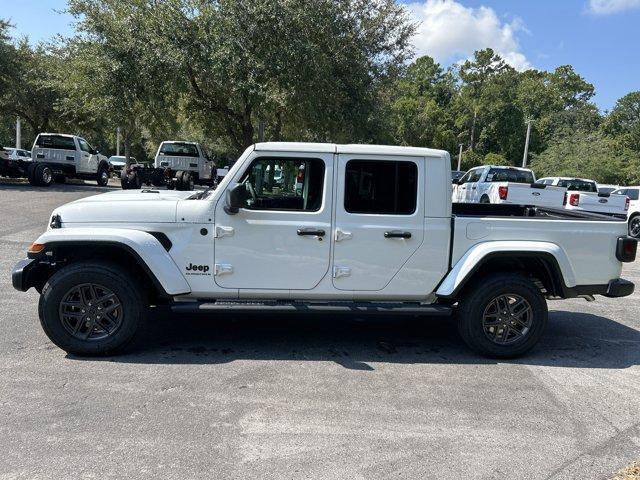 new 2025 Jeep Gladiator car, priced at $48,245
