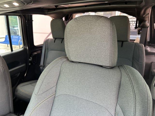 new 2025 Jeep Wrangler car, priced at $38,000