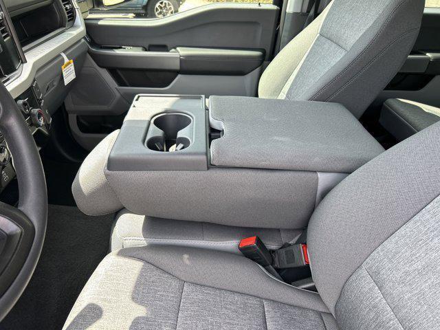 new 2025 Ford F-250 car, priced at $65,717