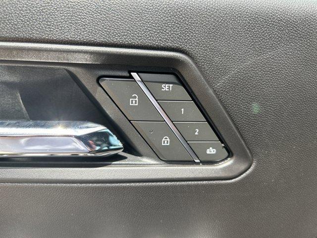 new 2025 GMC Canyon car, priced at $52,572
