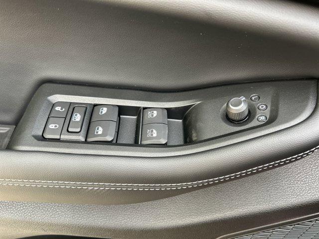 new 2025 Jeep Grand Cherokee car, priced at $38,403