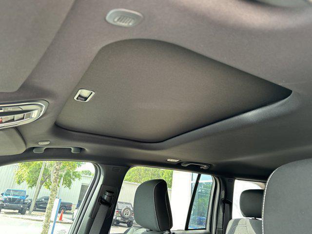 new 2025 Jeep Grand Cherokee car, priced at $38,403