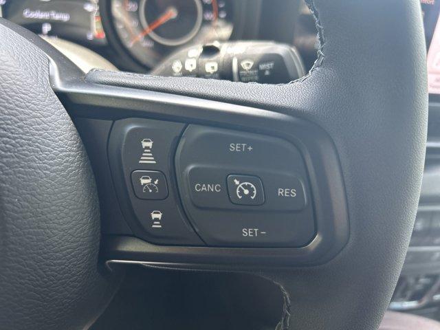 new 2025 Jeep Wrangler car, priced at $48,089