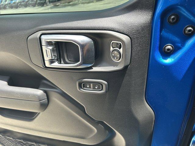 new 2025 Jeep Wrangler car, priced at $48,089