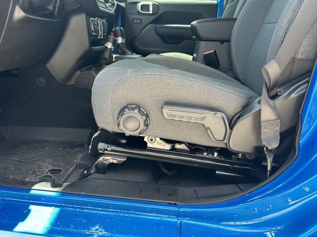 new 2025 Jeep Wrangler car, priced at $48,089