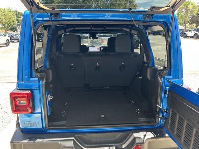 new 2025 Jeep Wrangler car, priced at $48,089