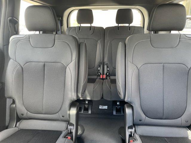 new 2025 Jeep Grand Cherokee L car, priced at $37,302
