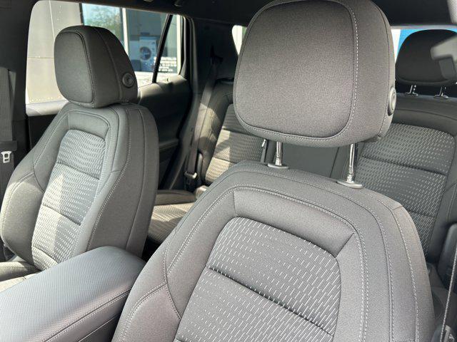 new 2025 Chevrolet Equinox car, priced at $26,496