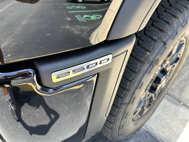 new 2025 GMC Sierra 2500 car, priced at $82,626