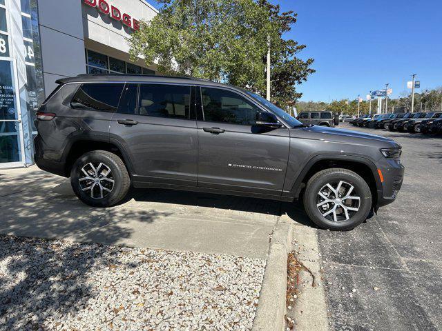 new 2025 Jeep Grand Cherokee L car, priced at $42,915