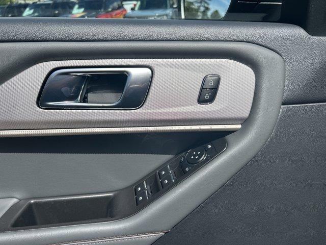 new 2025 Ford Explorer car, priced at $42,284