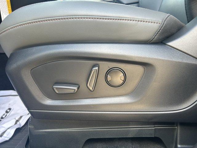 new 2025 Ford Explorer car, priced at $42,284