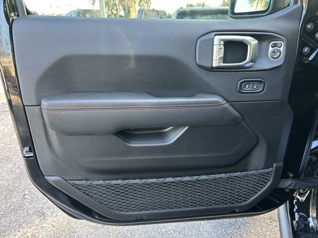 new 2025 Jeep Wrangler car, priced at $68,974