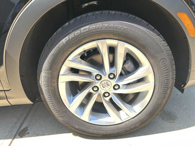 new 2025 Buick Envista car, priced at $24,050