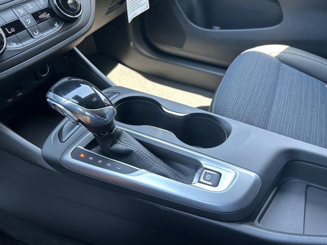 new 2025 Buick Envista car, priced at $24,050